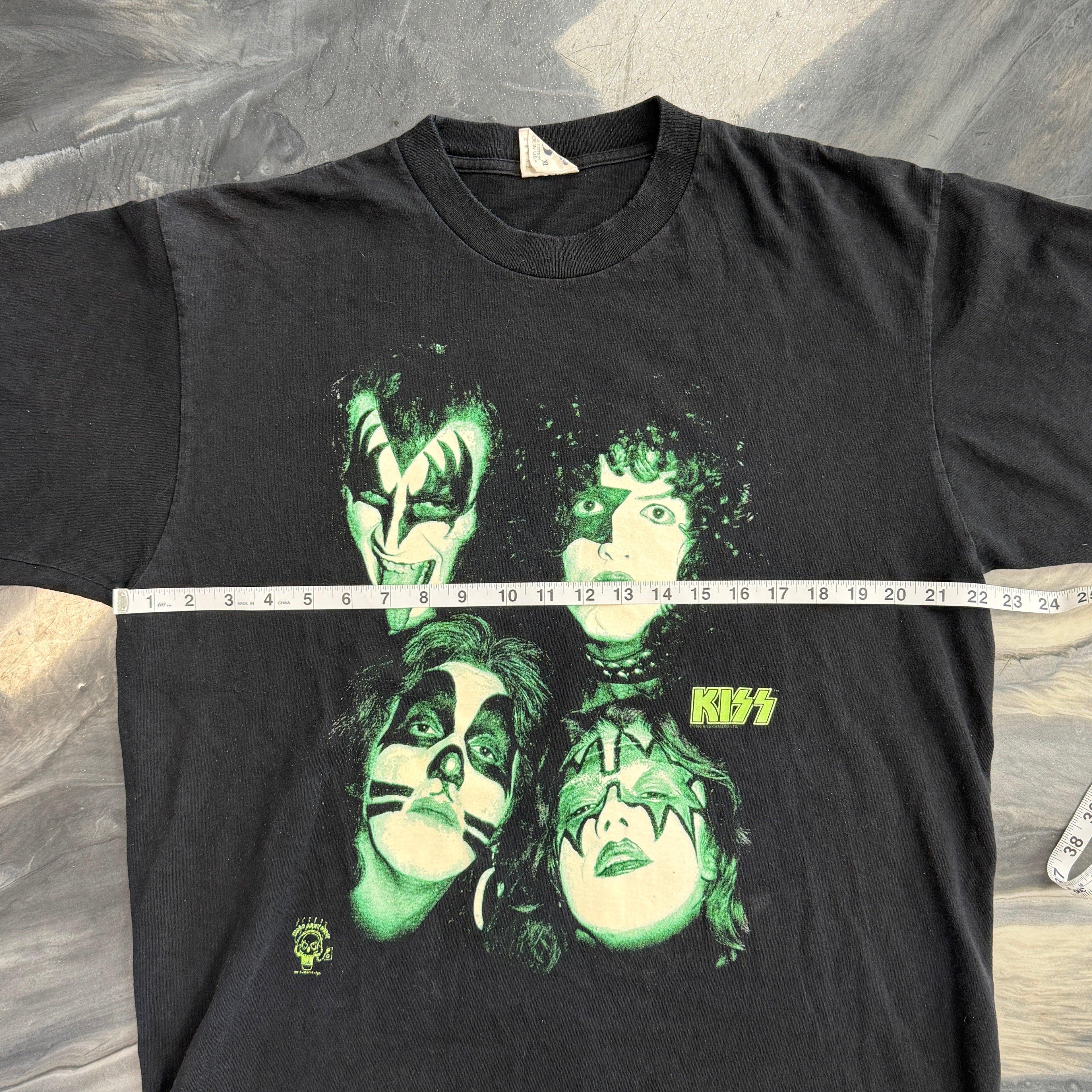 Vintage 1996 Kiss Glow In The Dark Band Tee