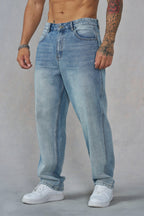 6052 - Straight Cut Jeans
