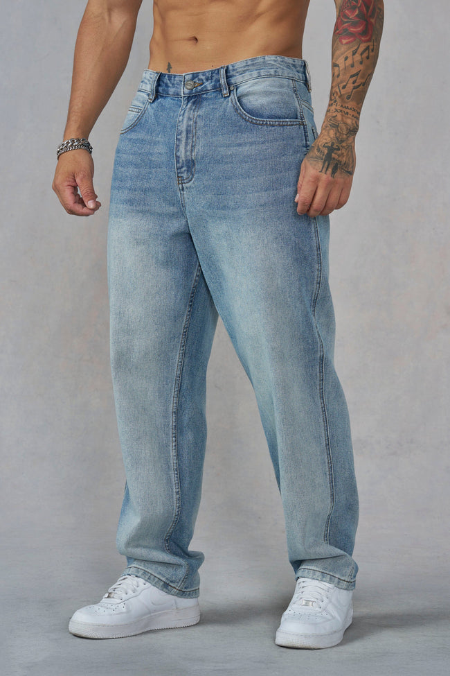 6052 - Straight Cut Jeans Hover Image