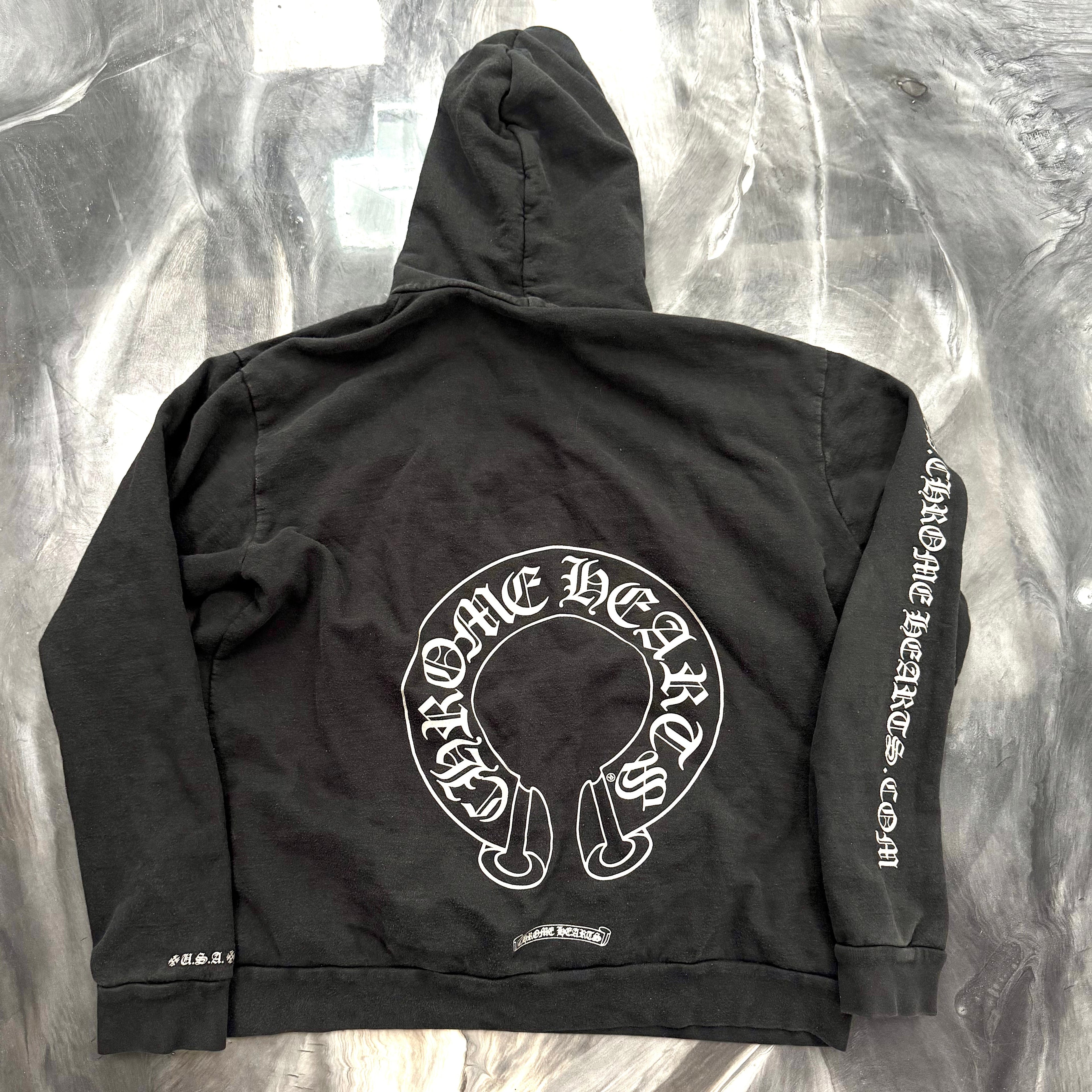 Chrome Hearts Silver Glitter
Hoodie Black ONLINE EXCLUSIVE