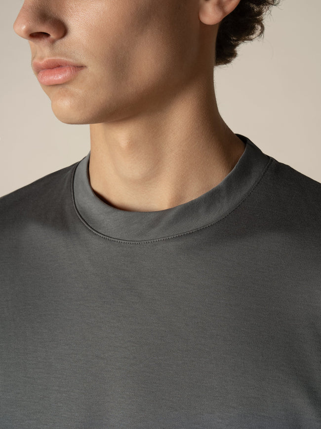 AUR1 T-Shirt Dark Grey Main Image
