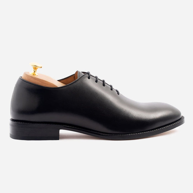 Valencia Wholecuts - Men's Main Image